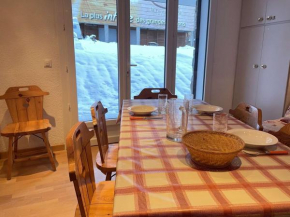 Studio cabine 8 pers, Sud, pied de piste, centre station, proche commerces et ESF - FR-1-330-40